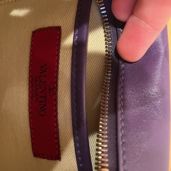 Authentic!!! Valentino Garavani Rockstud Crossbody Bag!!!! - Picture 7 of 7